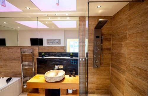 Ahrensburg Apartment | Penthouse-Wohnung I zentral I gute Anbindung