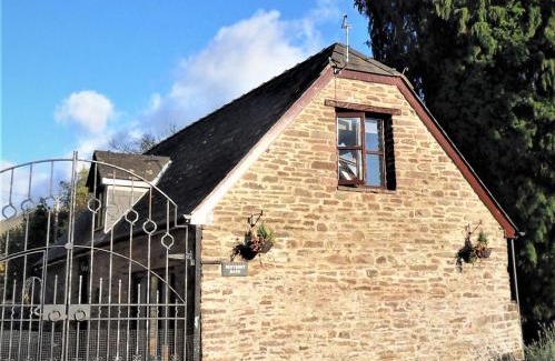 Llangorse House | Penybont Barn