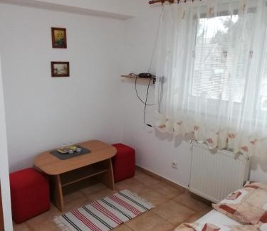 Kostolna Ves House | Penzión Koruna