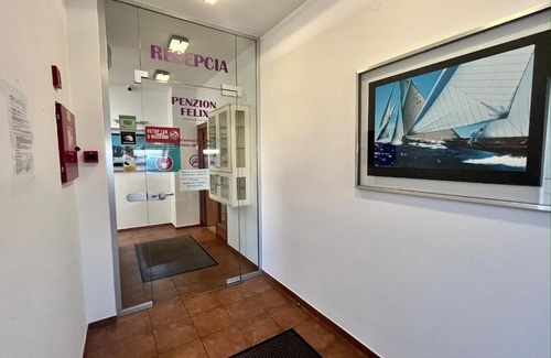 Topolcany House | Penzion Félix