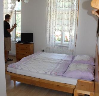 Horni Stropnice Apartment | Penzion Gomelská