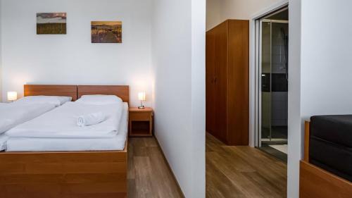 Kobyli House | Penzion Patria Kobyli