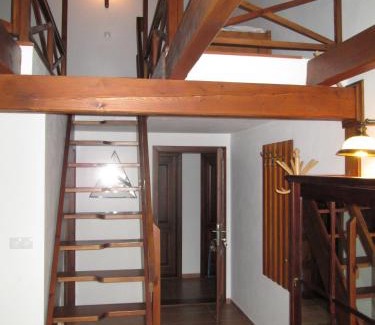 Pribyslav House | Penzion "U Kubínů"