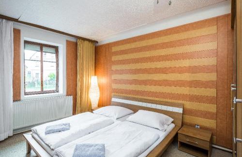Jestrebi House | Penzion u lípy