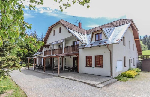 Predni Vyton House | Penzion U Privozu