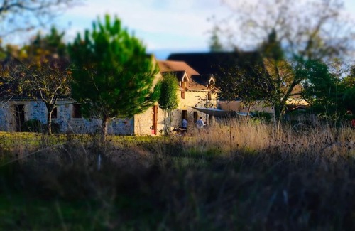 Les Eyzies Cottage | Périgourdine farmhouse, 2 hectares of nature halfway between Lascaux and Sarlat