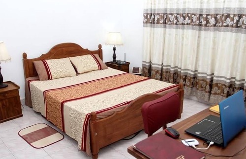 Yatinuwara Hotel | Peradeniya Rest Inn