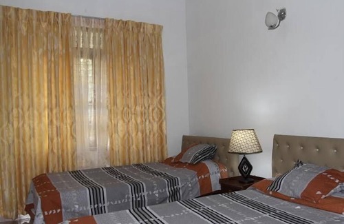 Yatinuwara Hotel | Peradeniya Rest Inn