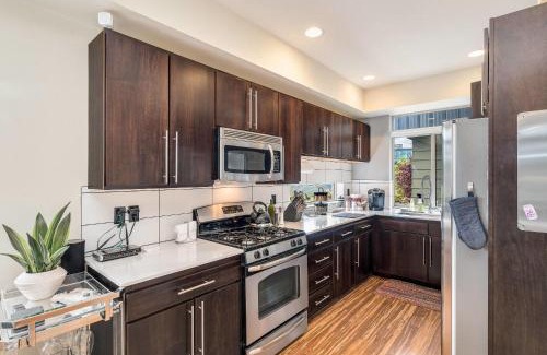 Minor House | Perch - Marion Manor 13