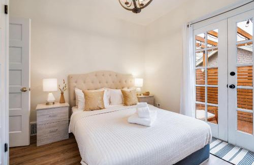 Queen Anne House | Perch - Queen Ann Vintage Charm