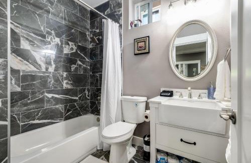 Inglewood House | Perch - Sammamish Cottage