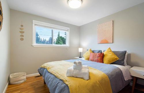 Shoreline House | Perch - Shoreline Gathering Spot
