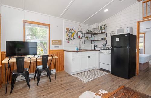 Spring Branch House | Perch · Texas Perch Haus with a Twin Sisters View
