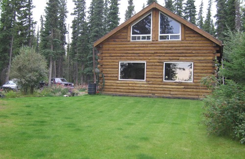Gakona House | Perched on a high bluff over the Copper River, with an Awesome Mountain View