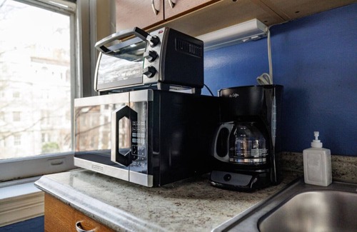 Adams Morgan Apartment | Perfect Adams Morgan Location! Charming & Historic