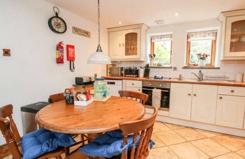 Pembridge House | Perfect base for walkers + optional jacuzzi. 1 of 2 cottages onsite