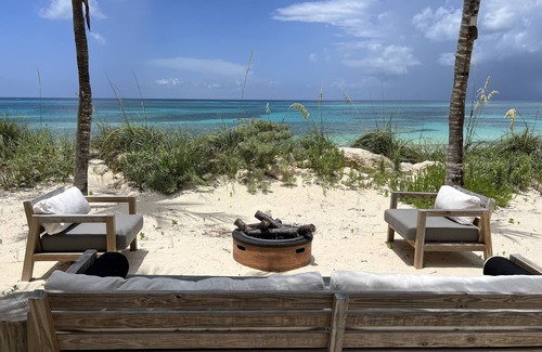 Westwind Villa | Perfect Beachfront House