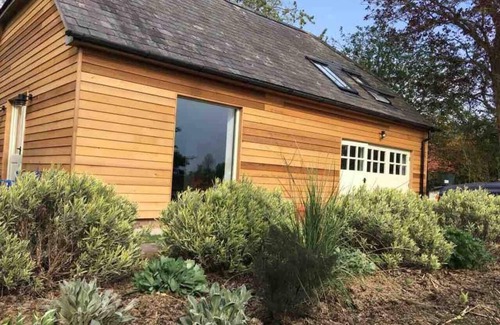 Alton Barnes Cottage | Perfect cottage hideaway in the divine Pewsey Vale