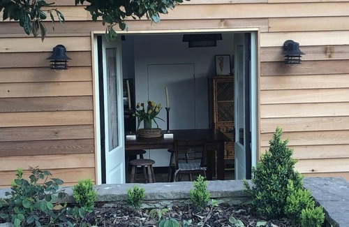 Alton Barnes Cottage | Perfect cottage hideaway in the divine Pewsey Vale