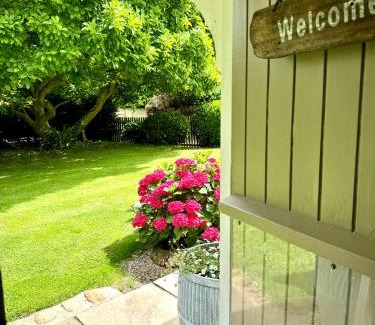 Fyfield House | Perfect country cottage retreat!