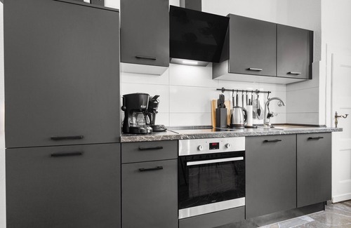 Sudostviertel Apartment | Perfect for 6 guests - Central - Parking - Netflix