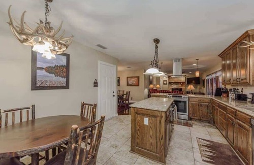 Denton Apartment | Perfect for a group getaway to see the Motor Race!