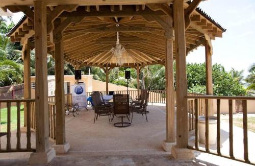 Islote Villa | Perfect for destination weddings & family vacations!