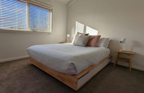 Prospect Vale Apartment | Perfect for groups and families