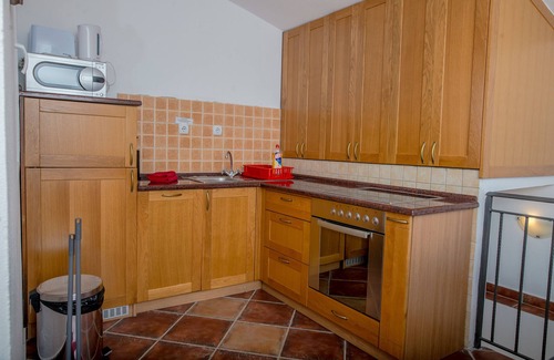 Mrcevac Apartment | Perfect for12 people, 2 km to sea, Sun Terraces, Sea View,Pool, 3 separate units