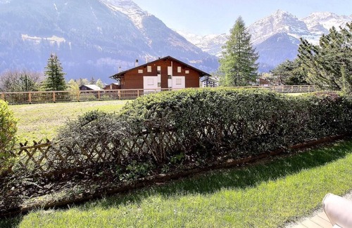 Champery Apartment | Perfect in summer with his sunny terrace with furniture and beautiful view on the Dents du Midi, 2 b