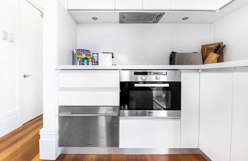 Glebe Apartment | Perfect Located Studio Apartment