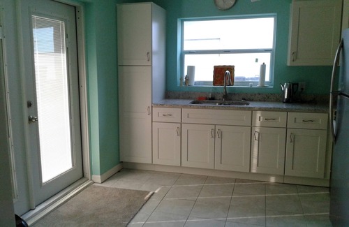 Harbor Oaks Bay Shore House | Perfect location for bikers or just fun seekers