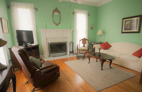 Lynchburg House | Perfect location for your visit to Southern Middle Tennessee.