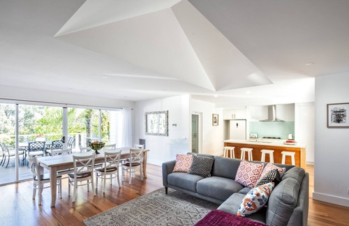 Mount Evelyn House | Perfect location to explore the Yarra Valley