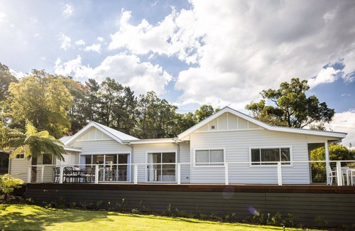 Mount Evelyn House | Perfect location to explore the Yarra Valley