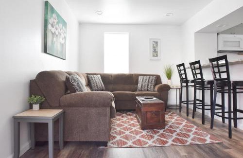Mount Washington Apartment | Perfect Mount Washington Home Walkable w Parking