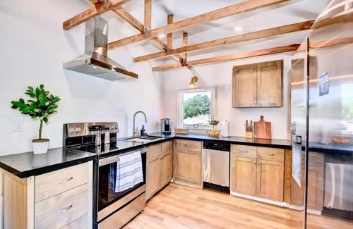 Flagstaff Cottage | Perfect Mountainside Private Retreat in Flagstaff!