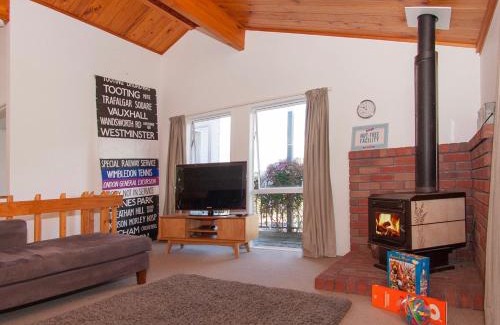 Pauanui House | Perfect on Pleasant - Pauanui Holiday Home