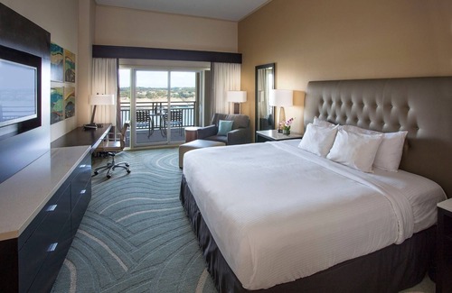 Lakeway Hotel | Perfect Place to Unwind! Outdoor Pool, Close to Lakeway Country Club