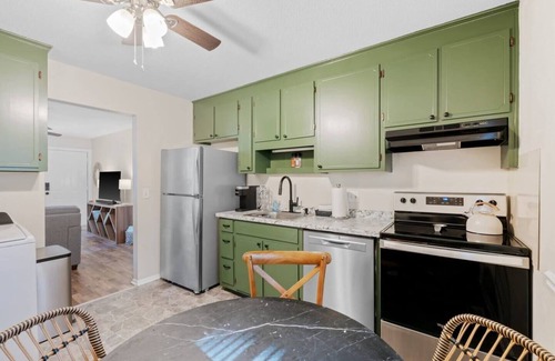 Berea House | Perfect Property for Extended Stays | Responsive Hosts!