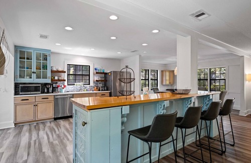 Heritage Woods House | Perfect Sea Pines location with spectacular pool and spa!