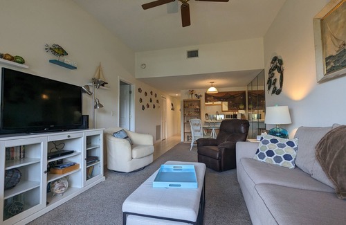 Cortez Condo | Perfect Seasonal Rental,Canal Front Condo less than mile to beach,40ft boat slip