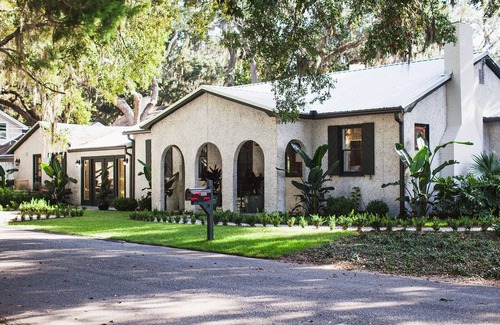 Saint Simons Island Cottage | Perfect SSI Village location, Beautifully designed, WALK to dinner/shopping/park