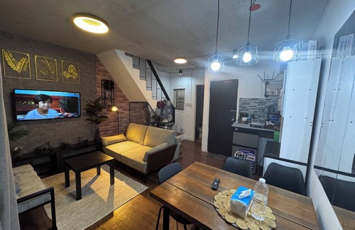 Subic House | Perfect Staycation for Family and Friends, near the Beach and Islands.