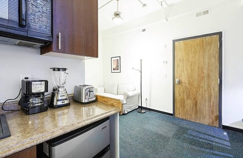 Downtown Boston Apartment | Perfect Studio, Walk To Park!