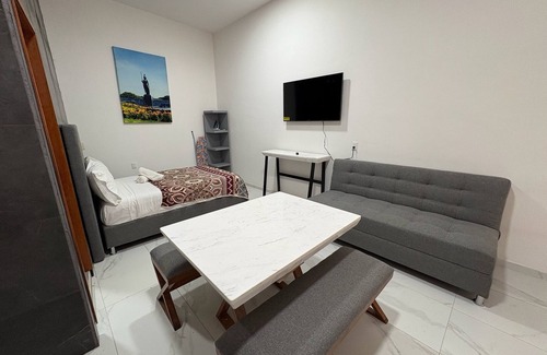 Tonala Bed & Breakfast | Periférico Bodega con Departamento D