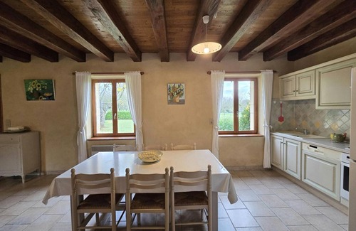 Salignac-Eyvignes Cottage | Perigord house with 2 bedrooms in Salignac-Eyvigues, courtyard and garden, pets allowed