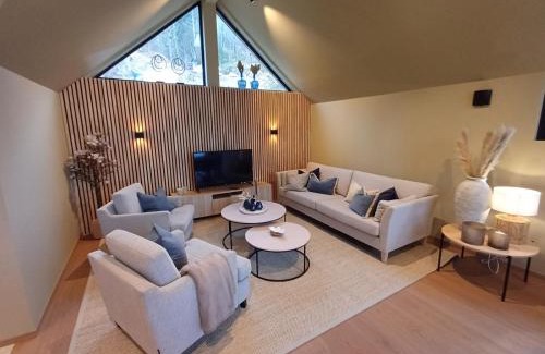 Kragero House | Perle ved sjøen! Ny hytte på 90m2.