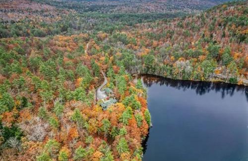 Denmark Villa | PERLEY POND LODGE LIMIT 14 villa