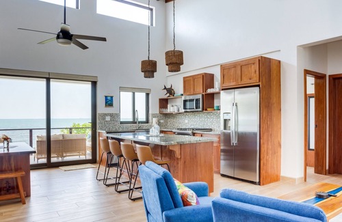 Surfside House | Permit To Play 3 - Caribbean Seafront Home 3 bedroom 3+ bath